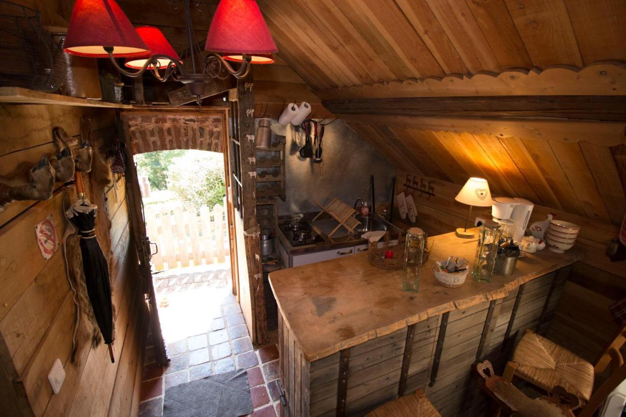 Gite "Le Refuge" Dans Un Domaine De 7Ha Au Calme Vimoutiers Exterior photo